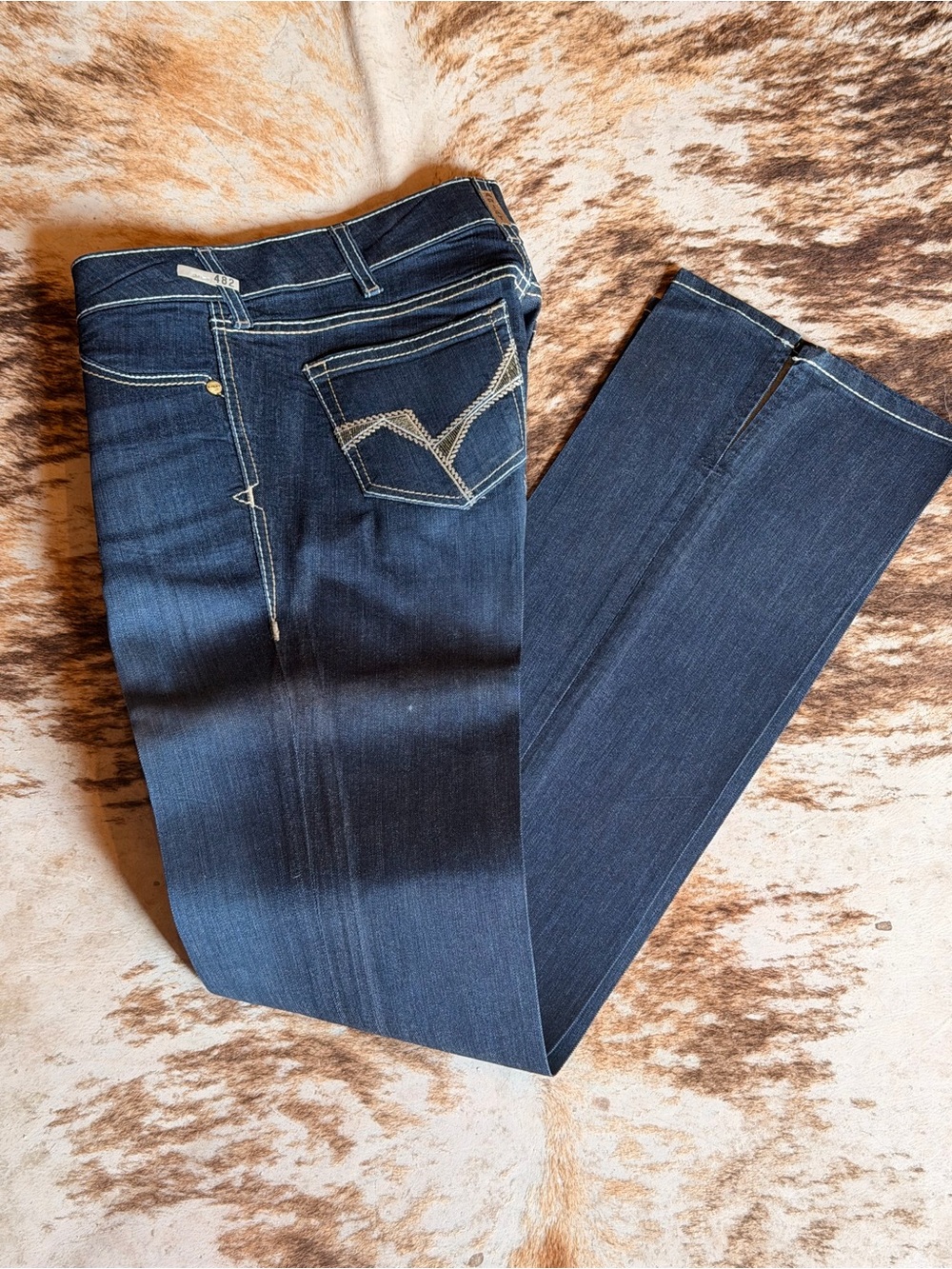 Ariat Women’s Bootcut 28 XL with slit